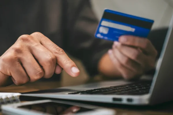AYM’den e-ticaret kararı: Online alışverişte kurallar değişiyor