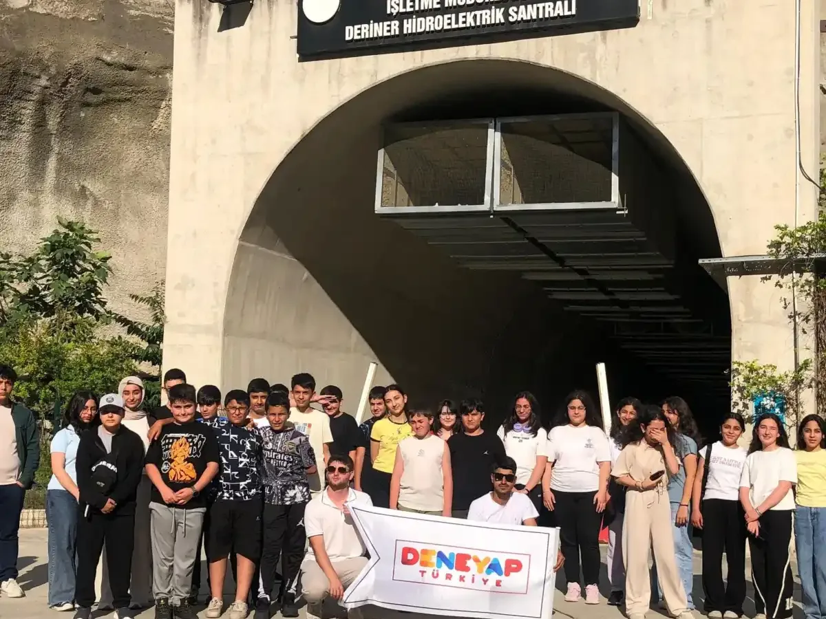 Deneyap Atölyesi Öğrencilerinden Deriner Barajı’na teknik gezi