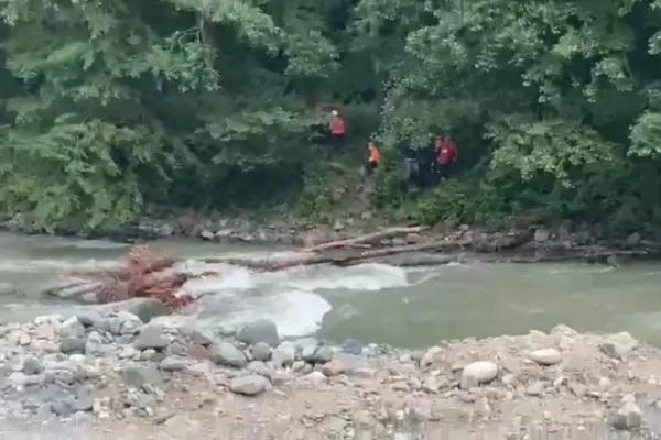 Rize’de kayıp kişi aranırken acı haber geldi: AFAD personeli hayatını kaybetti