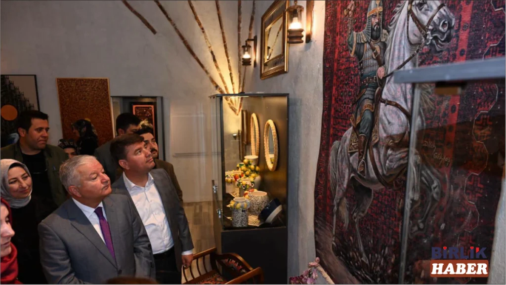 Anadolu Motifleri ile Türkiye Yüzyılı Sergisi Aksaray’da Açıldı