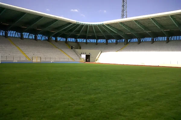 Kazım Karabekir Stadyumu’nun dört tribünü için tam kapasite kararı