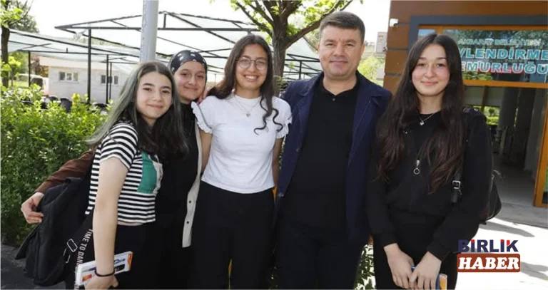 Evren Dinçer, YKS ve AYT’ye Girecek Öğrencilere Başarı Diledi