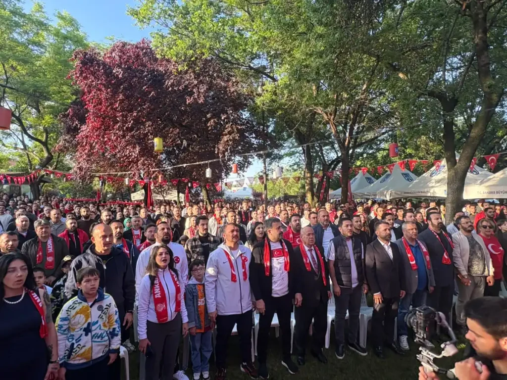 Ankara Kent Konseyi’nden binlerce kişilik milli maç buluşması