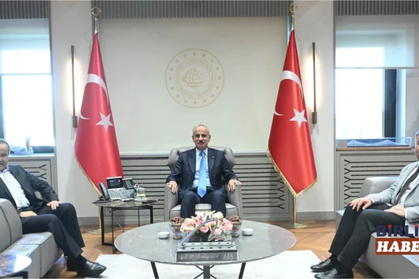 Dinçer ve Aydoğdu’ndan Bakan Uraloğlu’na Ziyaret