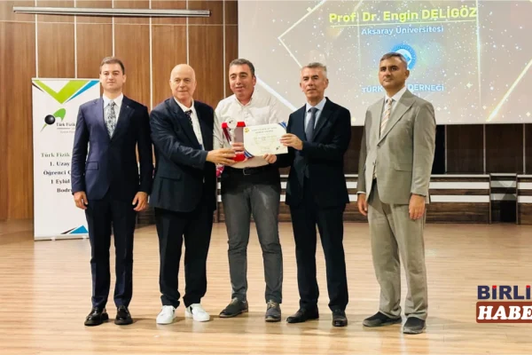 ASÜ’lü Prof. Dr. Engin Deligöz’e Türk Fizik Derneği’nden Büyük Onur
