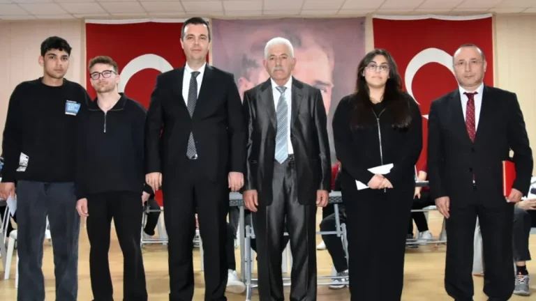 12.ci Trabzon’umuzu Tanıyalım Bilgi Yarışması Sonuçlandı
