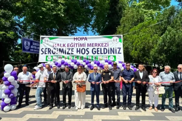 Hopa’da el emeği göz nuru ürünler sergilendi