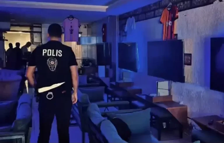 Hatay’da internet kafe ve oyun salonlarına denetim: 5 işletmeye işlem