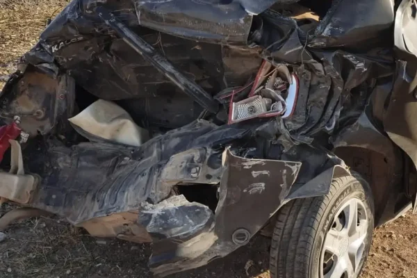 Şanlıurfa’da hafriyat kamyonu kazaya neden oldu