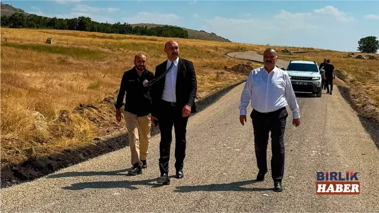 Vali Yardımcısı Samet Öztürk asfalt çalışmalarını inceledi