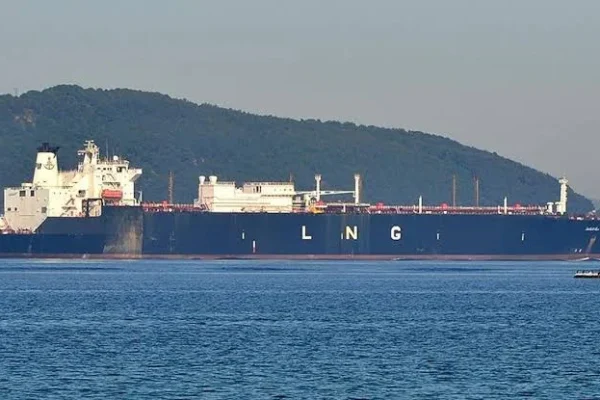 İran’dan Hürmüz Boğazı’ndaki tanker patlamalarına ilişkin açıklama