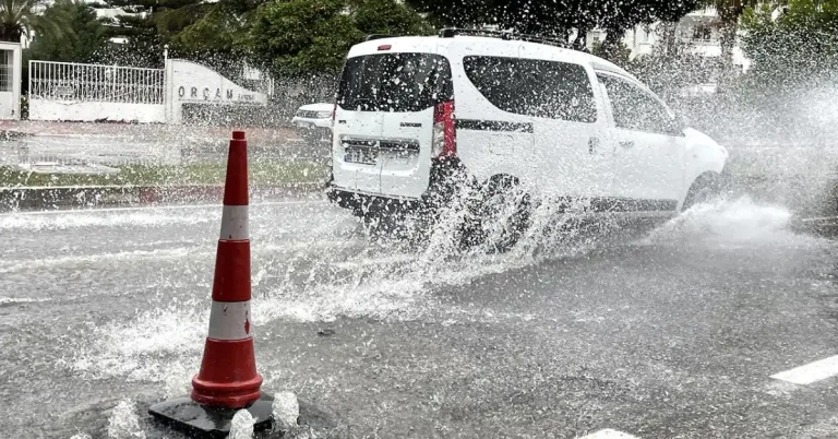 Meteoroloji’den 13 il için kuvvetli yağış uyarısı