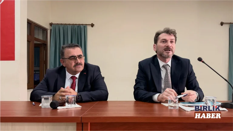 Aksaray’da Okul Müdürleriyle Eğitim ve Dijital Dönüşüm Toplantısı