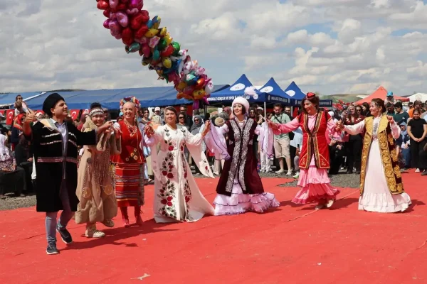 Kırıkkale’de Türk Dünyası rüzgarı esti