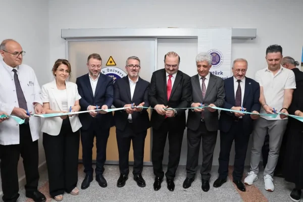 Atatürk Üniversitesi göz sağlığında teknolojinin zirvesini Erzurum’a taşıdı