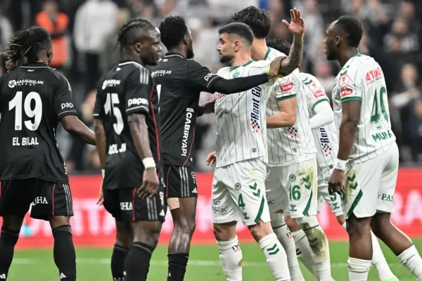 İnönü’de nefes kesen son! Türkiye Kupası’nda ilk finalist Konyaspor oldu