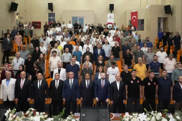 ”Üniversiteler milli ve manevi değerlere bağlı nesiller yetiştirmeli”