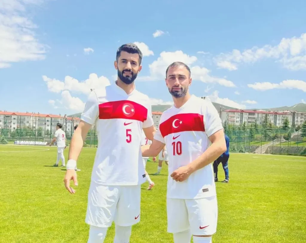 Kars 36 Spor’un gururu: Oktay Yılmaz ve Alperen Alp Amatör Millî Takım’da