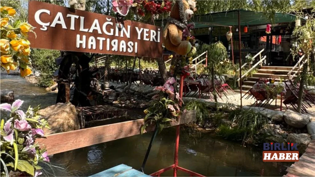 Dere kenarında kahvaltı keyfi Çatlağın Yeri’nde
