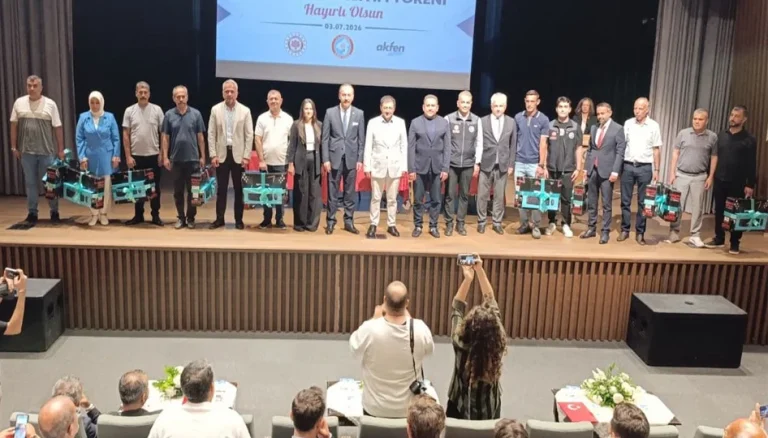 Akfen hastane grubu’ndan Isparta muhtarlarına dijital destek