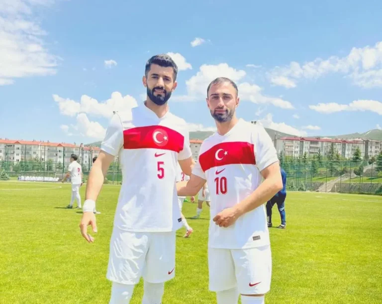 Kars 36 Spor’un gururu: Oktay Yılmaz ve Alperen Alp Amatör Millî Takım’da