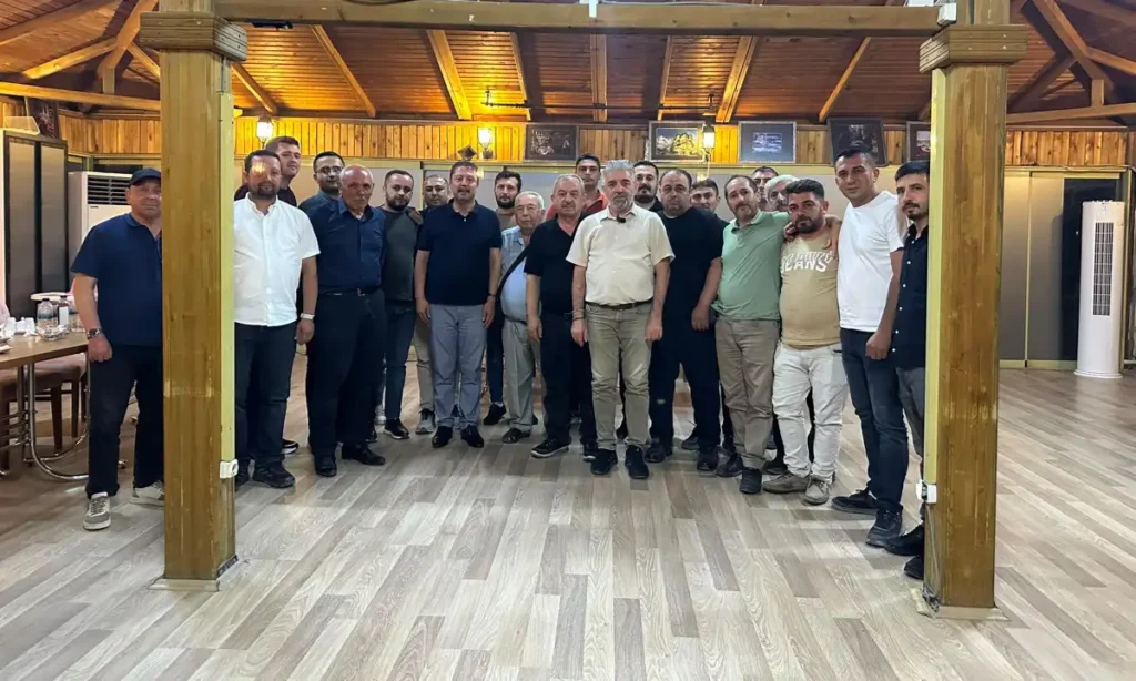 Beypazarı Belediye Başkanı Dr. Özer Kasap, gençlerle buluştu