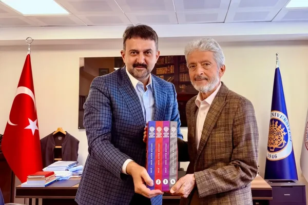 AKK Başkanı Halil İbrahim Yılmaz Prof. Dr. Mustafa Tuna’yı ziyaret etti
