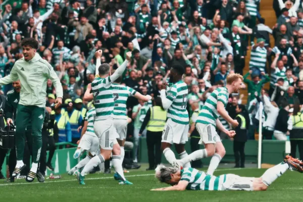 İskoçya’da Celtic, Hearts’ı yıkıp şampiyon oldu