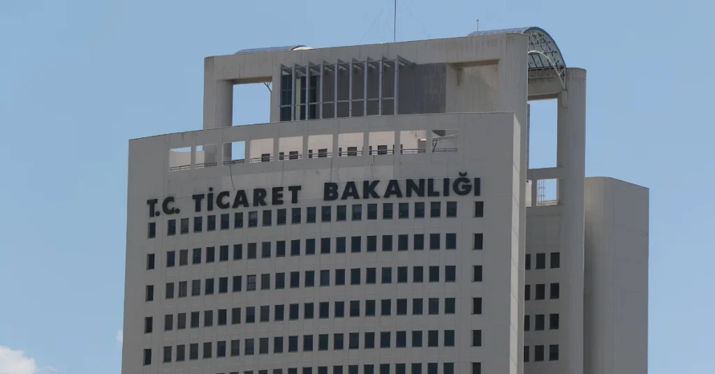 Ticaret Bakanlığı’ndan otomotiv devine 863 milyon lira ceza
