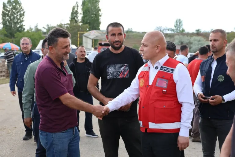 Kırıkkale’de kurban pazarında bayram yoğunluğu