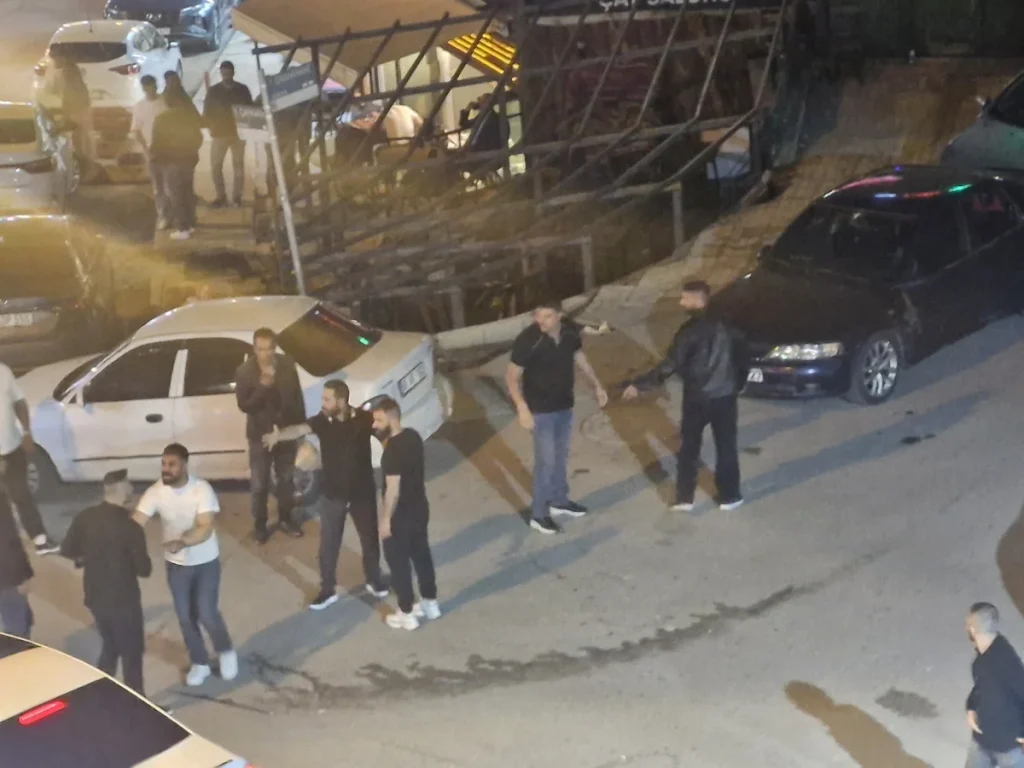 Çaykara Caddesi Karıştı: Kavga Polis Müdahalesiyle Son Buldu