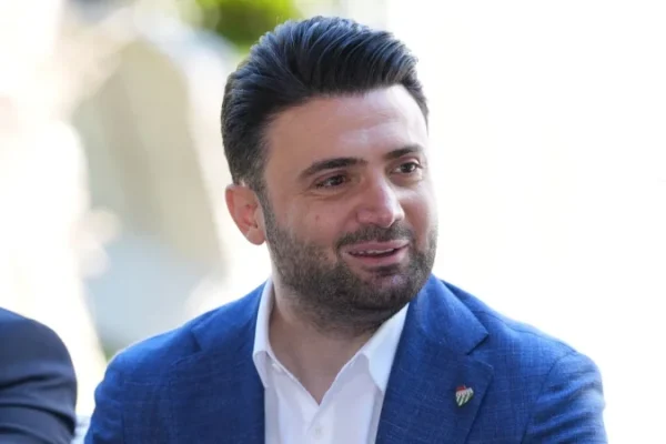 Enes Çelik’ten Taraftarı Heyecanlandıran Transfer Açıklaması