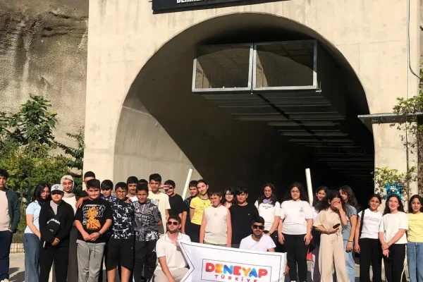 Deneyap Atölyesi Öğrencilerinden Deriner Barajı’na teknik gezi