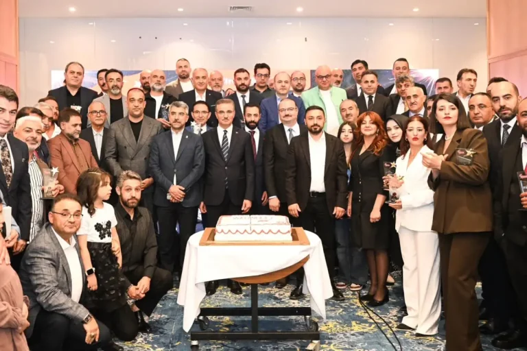 Erzurum basınına büyük onur! 27 gazeteci ödüllendirildi