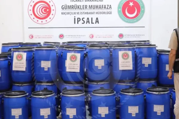 Sınır kapısı’nda 4 ton uyuşturucu ele geçirildi