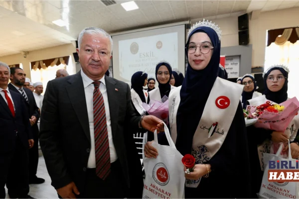 Vali Murat Duru, Eskil’de Hafızlık İcazet Törenine Katıldı