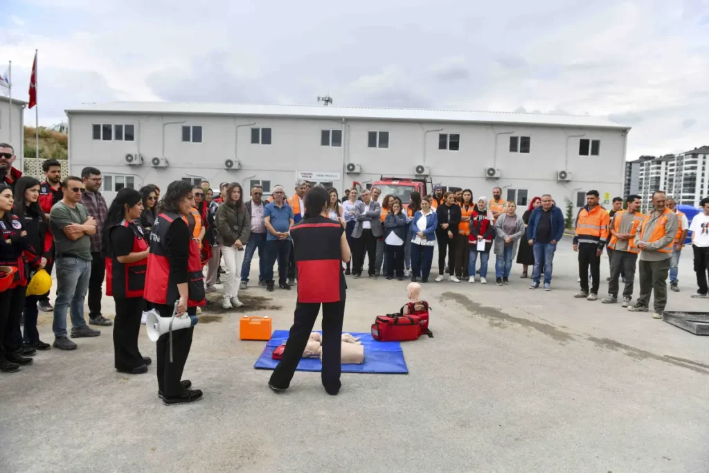Dikimevi-Natayolu hattı inşaatında 474 personelle tatbikat