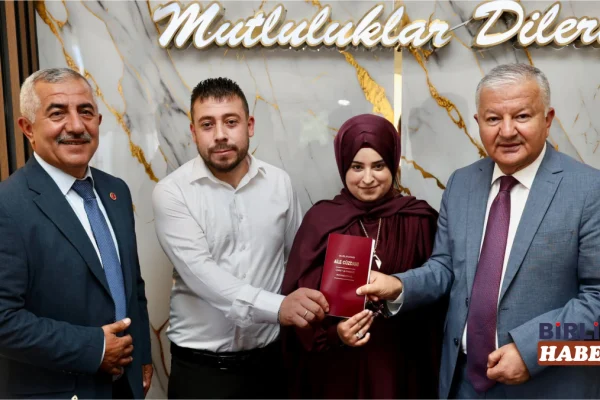 Sağlık Beldesi’nde Evlilik Cüzdanını Vali Duru Verdi