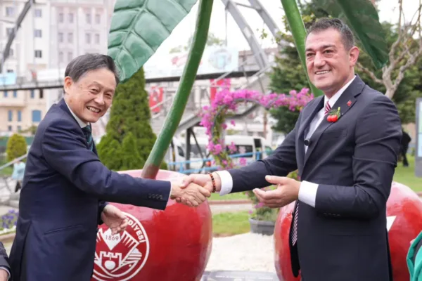 Giresun’un Japon Kardeş Şehri Sagae dostlu anıtı törenle açıldı