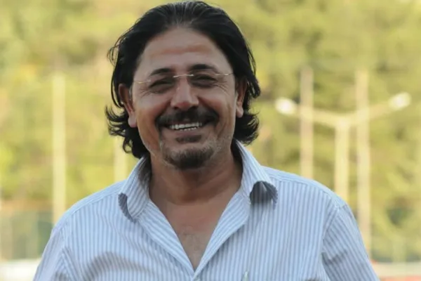 Spor yazarı ve yorumcusu Kemal Bolat Hayatını Kaybetti