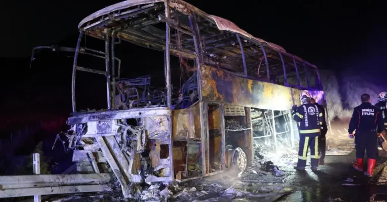 Denizli’de yolcu otobüsünde korkunç kaza: 8 ölü, 33 yaralı