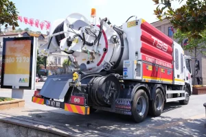 Giresun Belediyesi yeni kanal temizleme aracına kavuştu