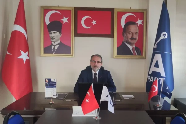 Anahtar Parti Kars İl Başkanı Yasin Yıldırım’dan manevi miras çağrısı