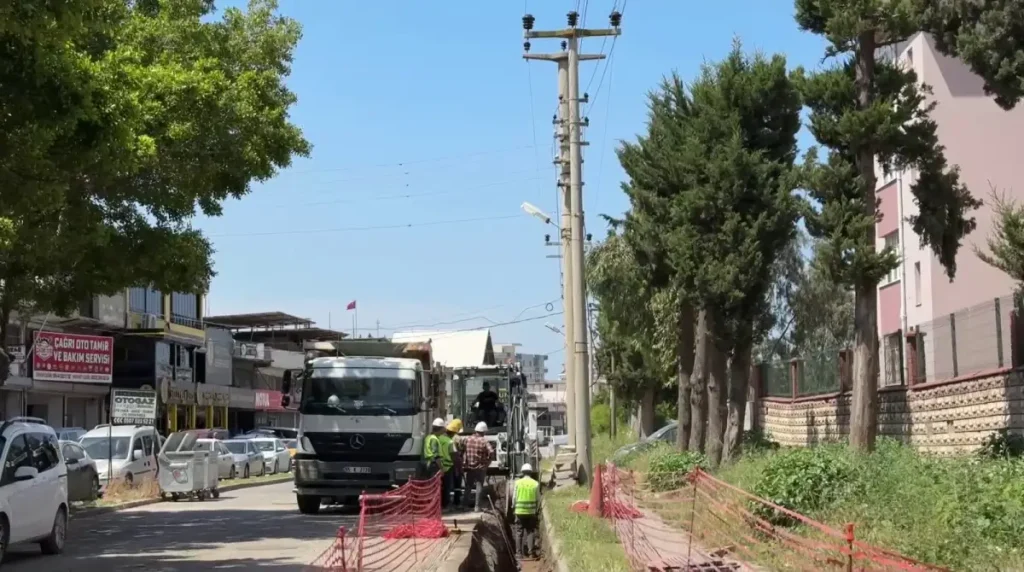 İskenderun’da enerji hatları yer altına alınıyor