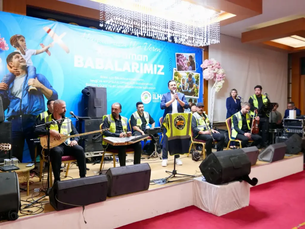 Muhtarlara özel Babalar Günü kutlaması