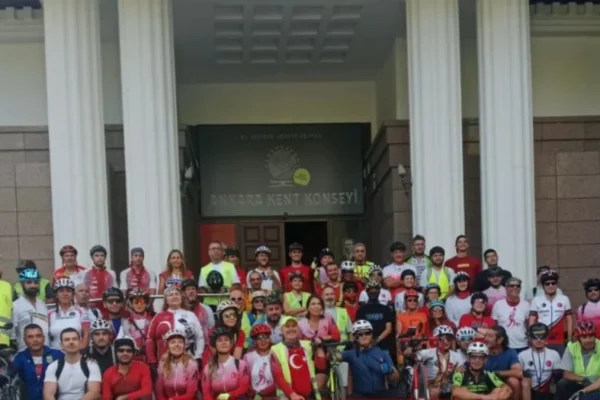 Ankara’da Zafer Bayramı coşkusu pedallara taşındı