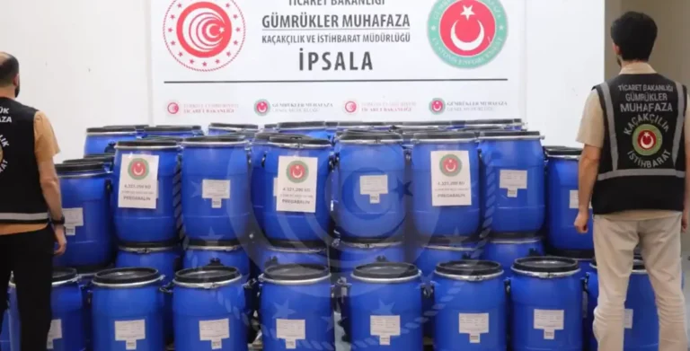 Sınır kapısı’nda 4 ton uyuşturucu ele geçirildi