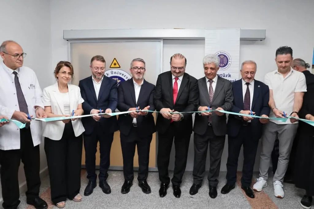 Atatürk Üniversitesi göz sağlığında teknolojinin zirvesini Erzurum’a taşıdı