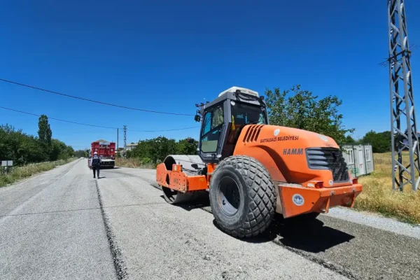 Battalgazi’de yaz sezonuyla birlikte asfalt çalışmaları hızlandı