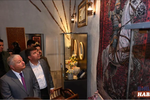 Anadolu Motifleri ile Türkiye Yüzyılı Sergisi Aksaray’da Açıldı